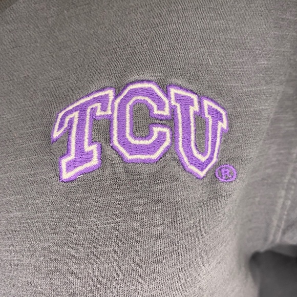 Texas Christian University TCU Horned Frogs V-Neck Tee T-Shirt Size Medium VGC - Picture 2 of 4